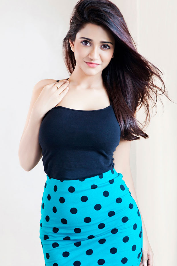 Actress Anaika Soti Fake Boobs