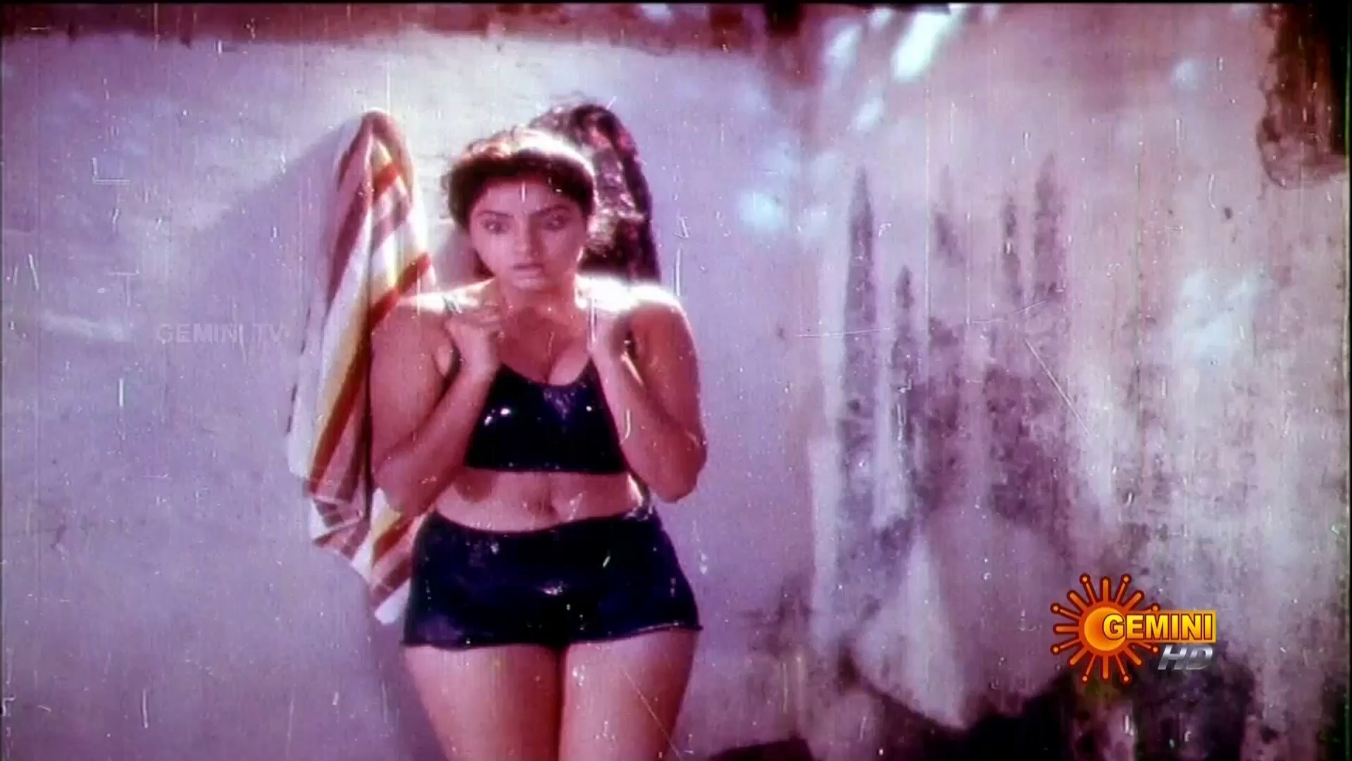 Divya Tamil Hot movie scene