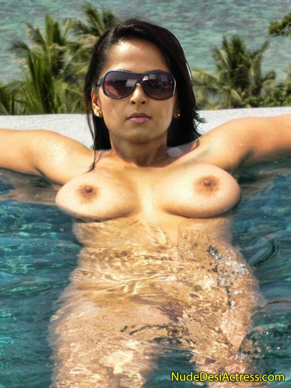 Anushka Nude