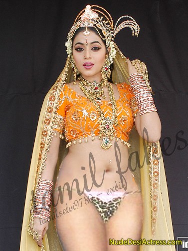 Nude Poorna Aka Shamna Kasim in Panties