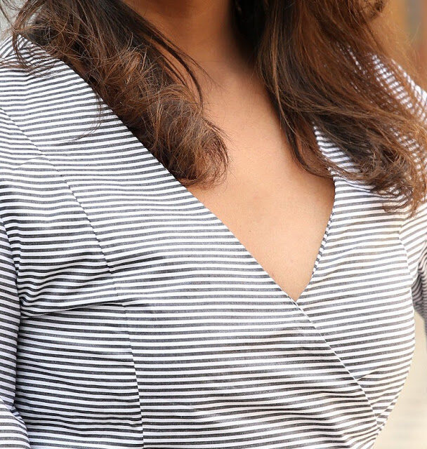 Madhu Shalini small boobs nude cleavage low neck mini skirt xxx pic, NudeDesiActress.pics