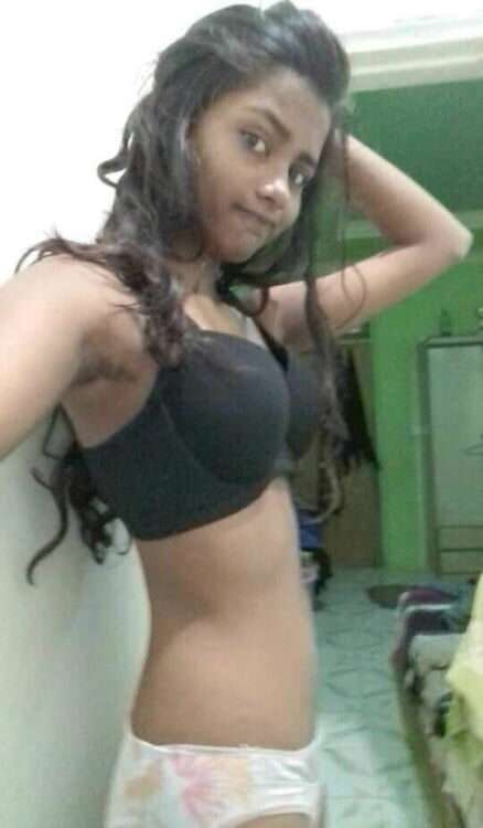 Aishwarya Devan accidentally twitters nude pic, NudeDesiActress.pics