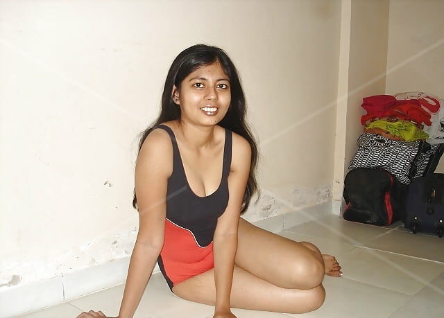 Shruthi Raj naked without dress hd photo, NudeDesiActress.pics