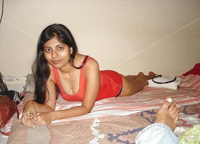 Shruthi Raj naked without dress hd photo