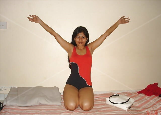 Shruthi Raj naked without dress hd photo, NudeDesiActress.pics