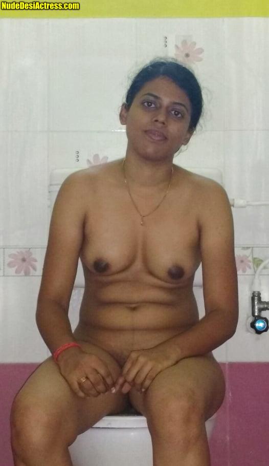 Ripci Bhatia without dress sexy nude images, NudeDesiActress.pics