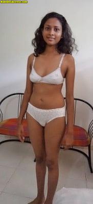 Priya Banerjee real nude images, NudeDesiActress.pics