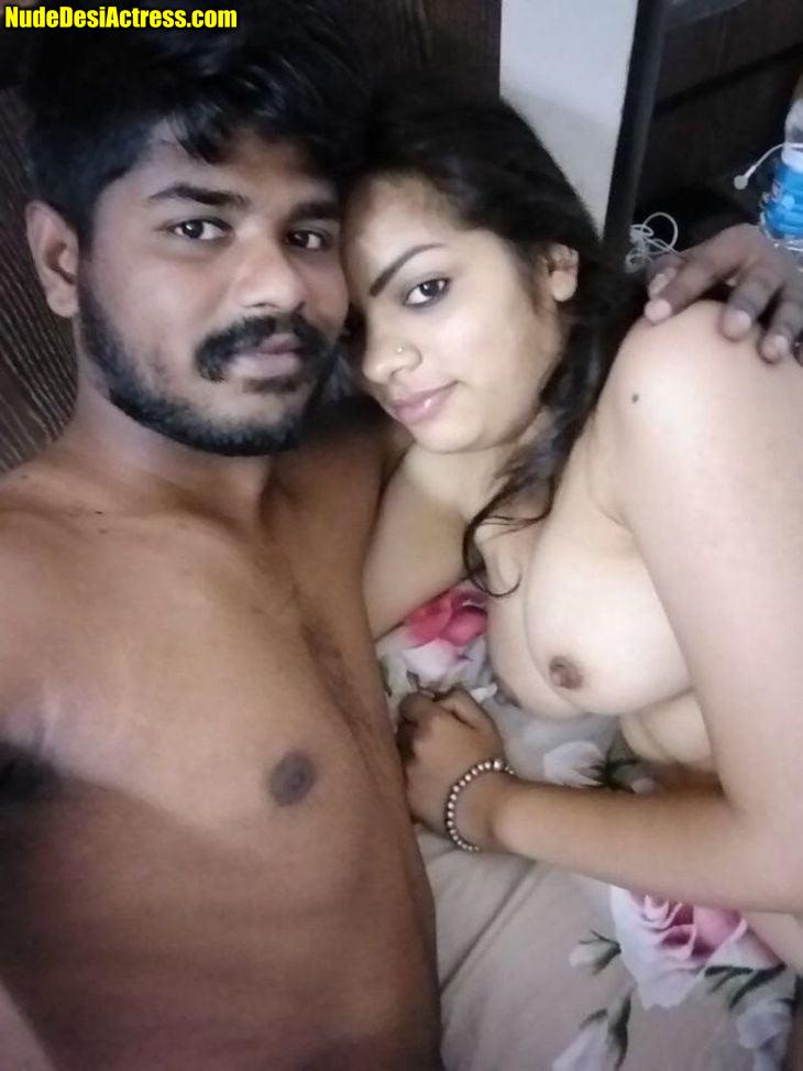Maalavika Manoj nude selfie with her boy friend