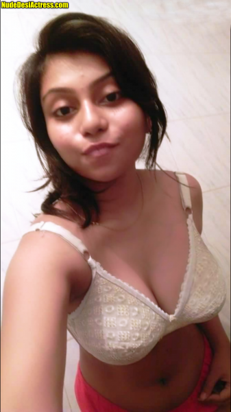 Chandini Tamilarasan topless nude naked sex actress, NudeDesiActress.pics
