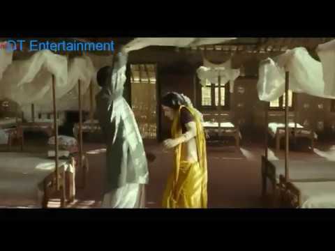 Mouni Roy romantic sex scene