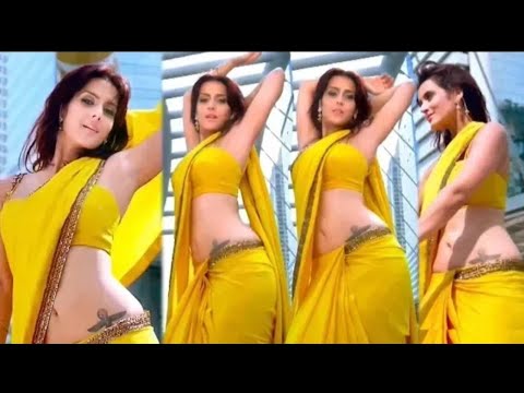 Sexy actress navel | saree navel | saree show | navel saree edit | navel cleavage saree compilation, Nude Desi Actress